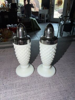 Vintage Westmoreland Milk Glass Hobnail Salt and Pepper Shakers - White